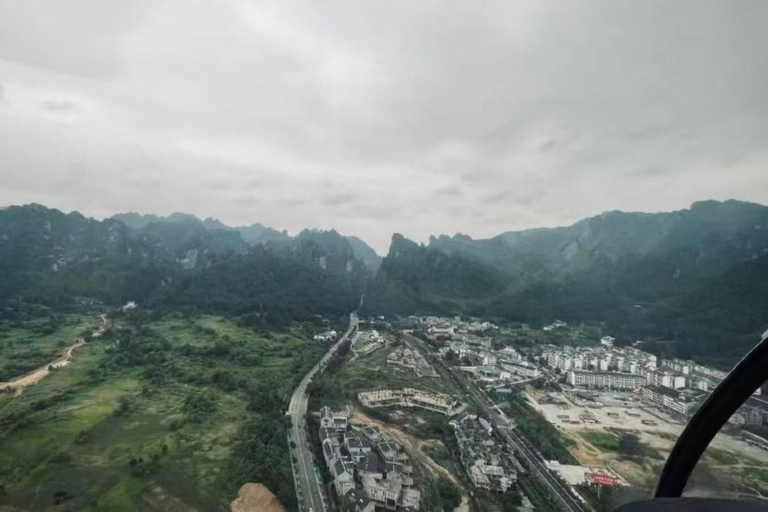 Zhangjiajie: Helicopter Flight Experience Helicopter Charter Route F Experience