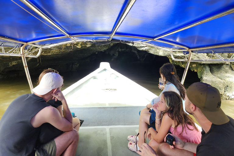 Langkawi : Tour en barco y kayak por los manglares con almuerzo