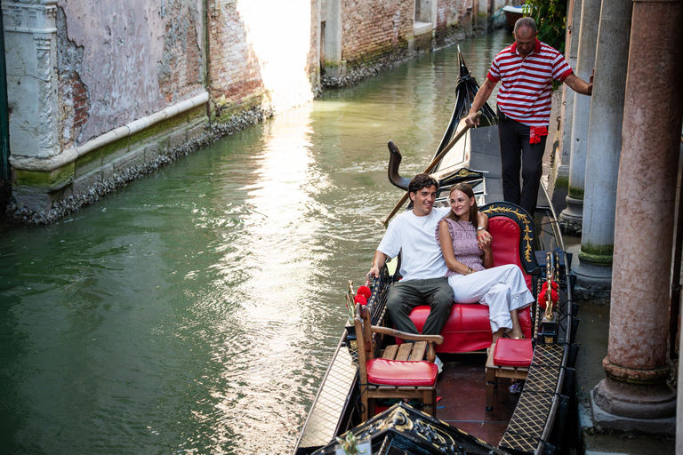 Venice: Fall in Love on a Private Grand Canal Gondola Ride