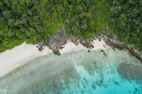 Phuket: Excursión a las Islas Similan en Catamarán Premium Speed