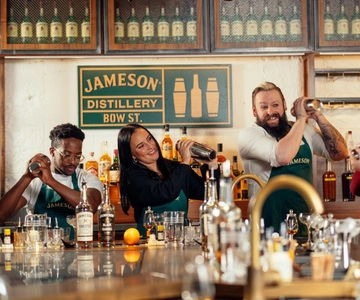 Dublin: Jameson Distillery Whiskey Cocktail-Making Class
