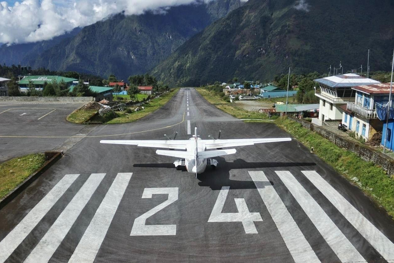 Flugticket nach Lukla von Kathmandu für den Everest Trek