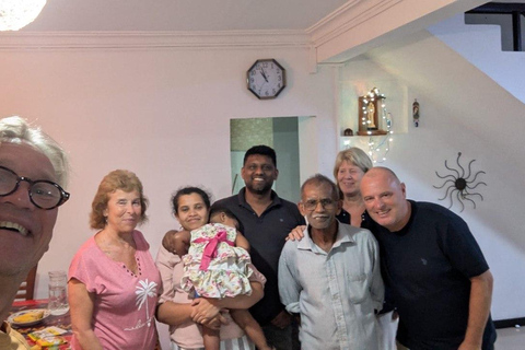 Kandy Temple, Tea & Tradition – An Authentic Experience