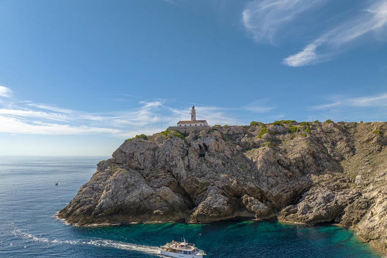 Cala Ratjada: Passeio de barco com bebidas e jantar