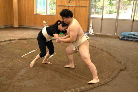 [Tokyo] The Authentic Sumo training: Tokyo: The sumo training experience