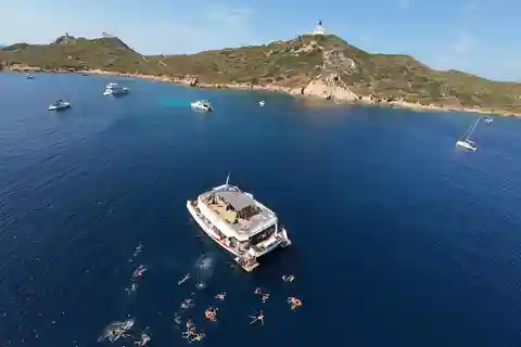 Ajaccio die Blutinseln: Katamaranfahrt ALL INCLUSIVE