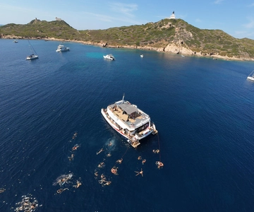 Ajaccio les iles sanguinaires : Crociera in catamarano ALL INCLUSIVE