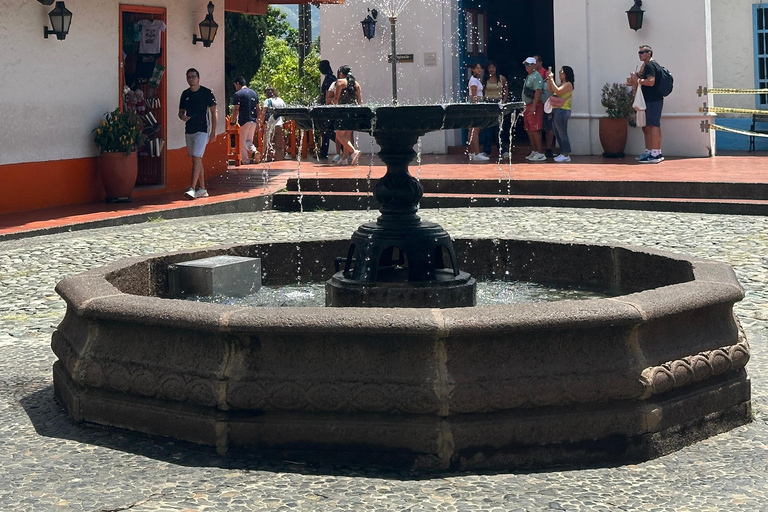 Tour urbano di Medellín: colline, storia, quartieri e resilienza