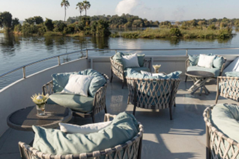 维多利亚瀑布：豪华游船和河岸三道菜晚餐