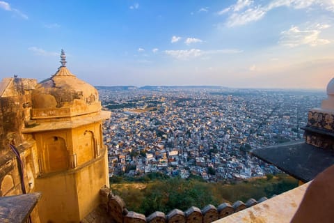 Jaipur: Full-Day Tour with Amer Fort and Nahargarh Sunset
