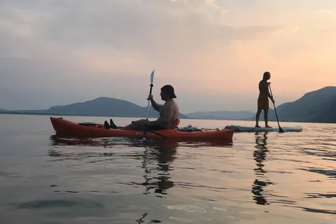 Iseo Lake: rental of kayaks in Pilzone di Iseo