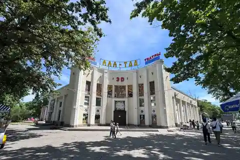 Bishkek : City Tour (History, Architects, Statues & Culture)