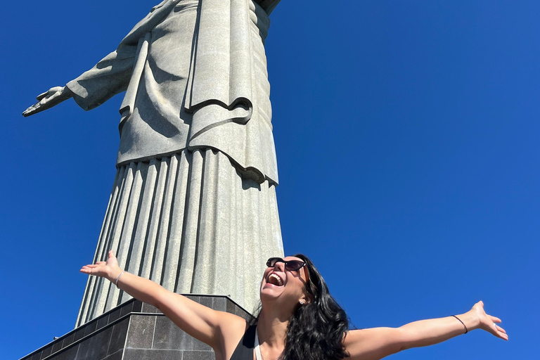 Sunrise (Dona Marta) + Christ the Redeemer + Sugarloaf Tour