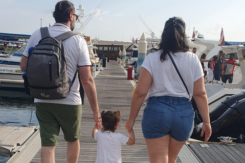 Muscat: InterContinental Beach Relax Tour with Snacks