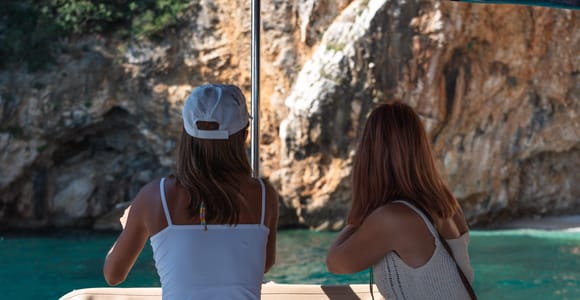 Von Lovran/Opatija: Bootstour zu einer kleinen blauen Höhle
