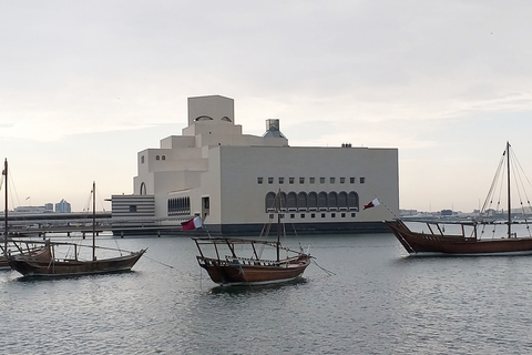 Doha: Stadttour und Fahrt mit einem Dau-Boot