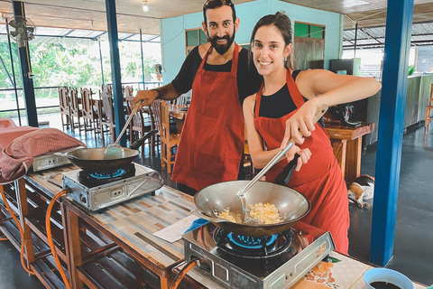 Expérience de cuisine thaïlandaise biologique à Chiang Mai