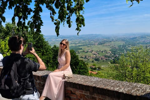From Milan: Barolo Vineyards & UNESCO Wine Cellar Experience