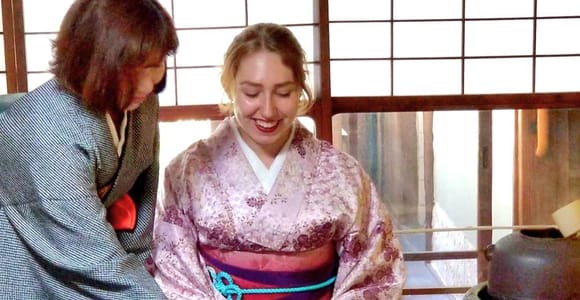 Table-Style Tea Ceremony in a 100-Year-Old Kyoto Machiya