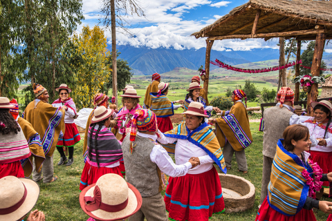 From Urubamba: Sacred Valley Tour with Pachamanca Tasting
