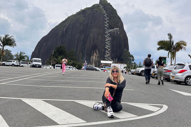 ميديلين: جولة إلى غواتابي وبينول والقارب، مع الغداء والإفطار