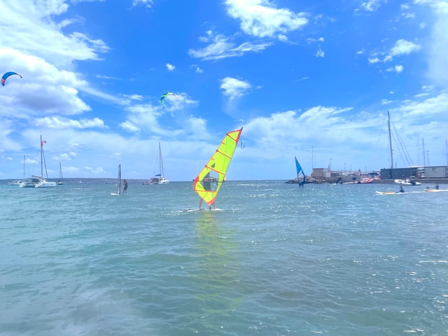 Mallorca: Private Windsurf Lesson