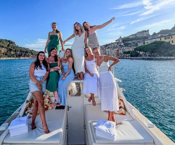 La Spezia: Gulf of Poets Sunset Cruise with Drinks & Snacks