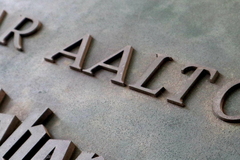 Berlin: Modernist Architecture Tour in the Hansaviertel Berlin: Walking Tour through the Hansaviertel