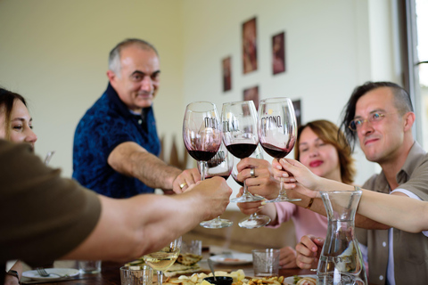 Rare Grape & Wine Tasting Experience at MOONQ