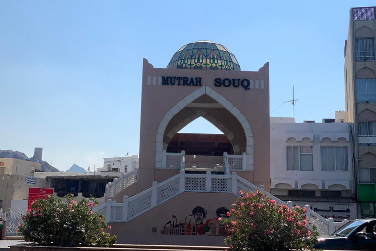 Muscat : Tour privato serale guidato della città di Muscat