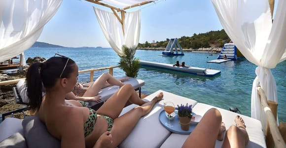 Half-Day Trip: Trogir, Underwater Museum & Krknjaši Bay