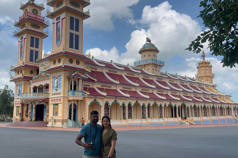 Montagne de la Vierge Noire, Cu Chi, Cao Dai avec guide LGBT