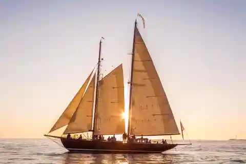 Key West: Classic Schooner Sail With Boutique Wines