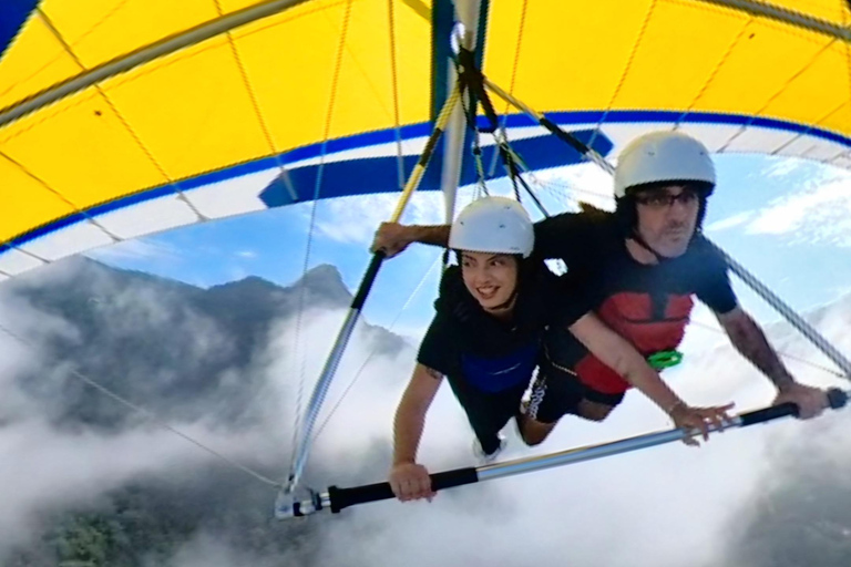 Rio de Janeiro: Unforgettable Hang Gliding Experience