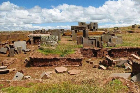 La Paz: Rondleiding door de ruïnes en het museum van Tiwanaku met lunch