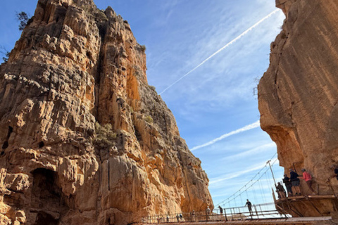 Malaga: Caminito del Rey Guided Walking Tour