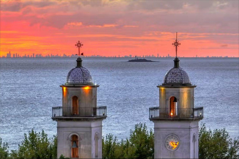 From Buenos Aires: Day Trip to Colonia del SacramentoTransportation, Tour, Hop On - Hop Off &amp; Hotel 1 night