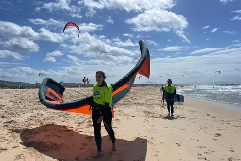 Tarifa: Aula em grupo de kitesurf