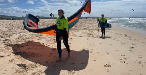 Tarifa: Kitesurfing Group Lesson