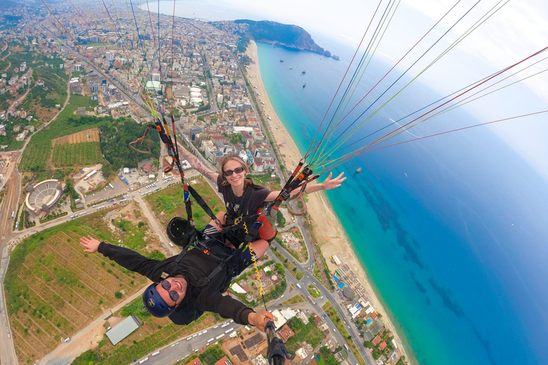 Antalya/Kemer: Tandem Paragliding in Alanya With TransferRoundtrip Free Transfer+Paragliding