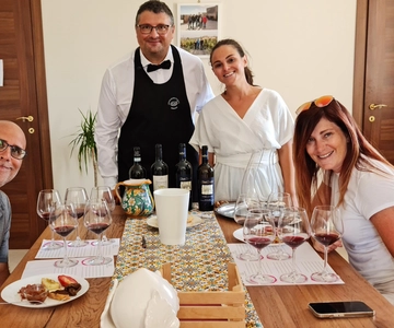 Campobello di Licata: Winery Tour with Bottling Experience