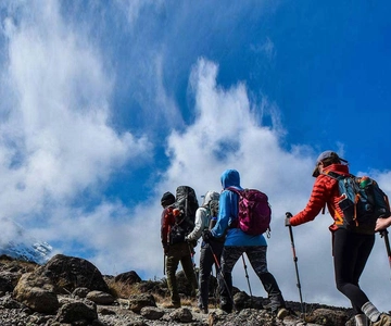 5 días de ascensión al Kilimanjaro Ruta Marangu