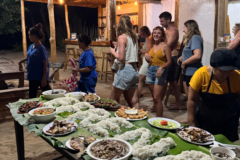 El Nido, Sibaltan: cena familiar, hoguera y karaoke.El Nido, Sibaltan: Cena familiar, hoguera y karaoke