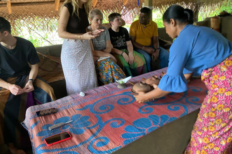 Kandy: Sigiriya Village Life Experience with Lunch