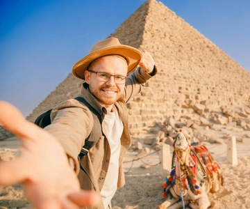 From Hurghada: Majestic Cairo & Giza Highlights Tour By Van