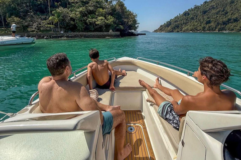 Speedboat Experience in Paraty Gladiator Experience Boats