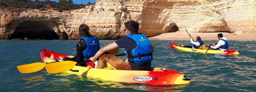 Algarve : excursion guidée en kayak aux grottes de Benagil