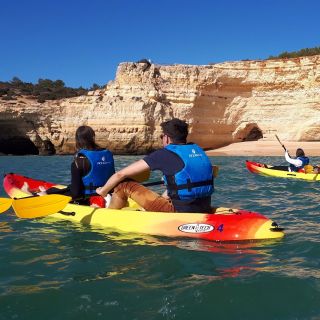 Algarve: tour guiado en kayak, cuevas de Benagil y secretos
