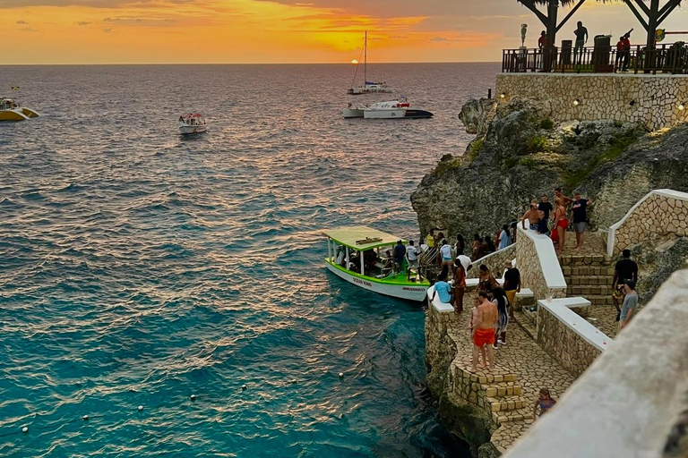 Negril: 7 Mile Beach, Weed Farm, and Rick's Cafe Tour
