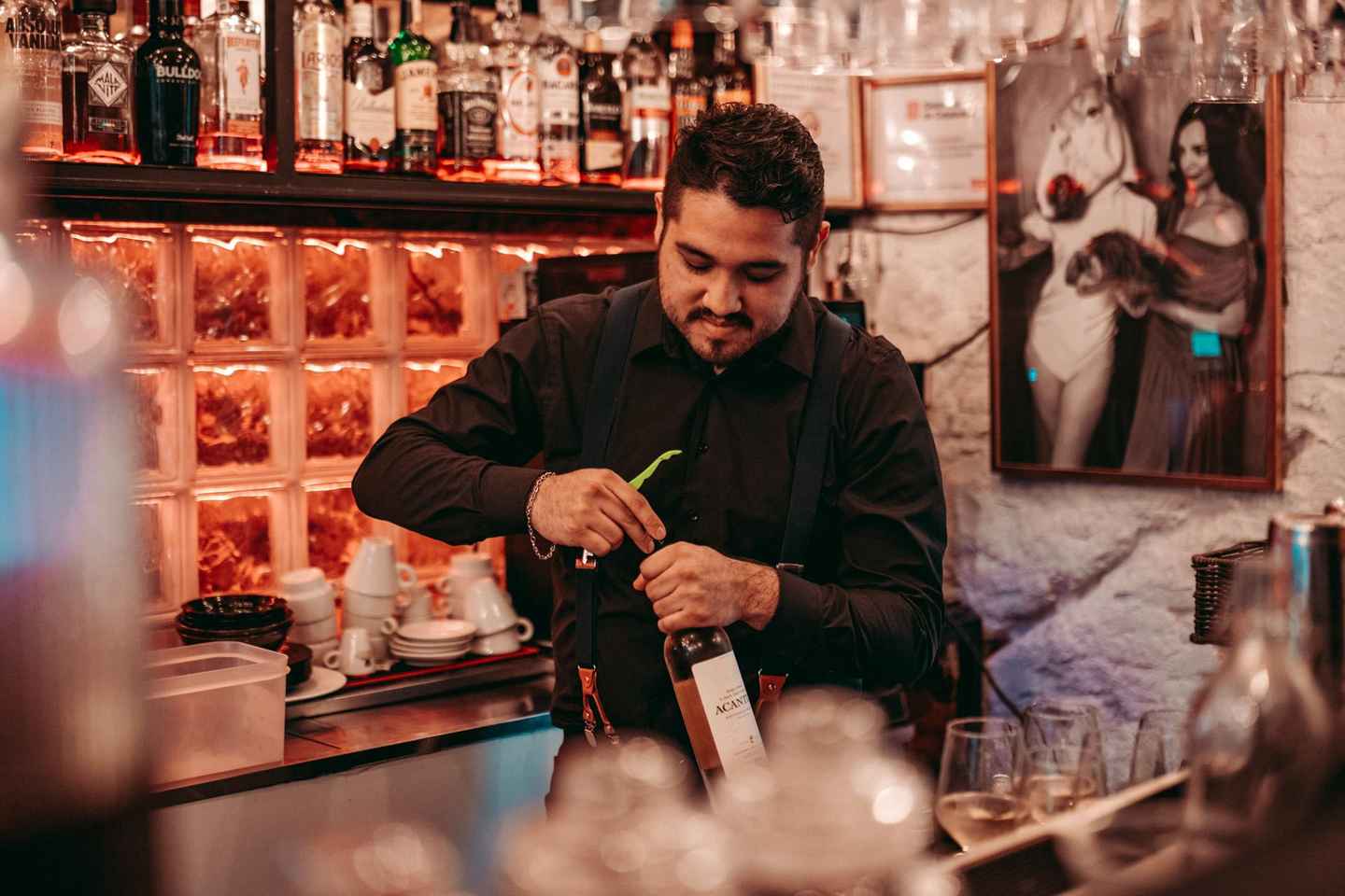 Barcelona: Gothic Quarter Tipsy Tasting Tapas Tour + History